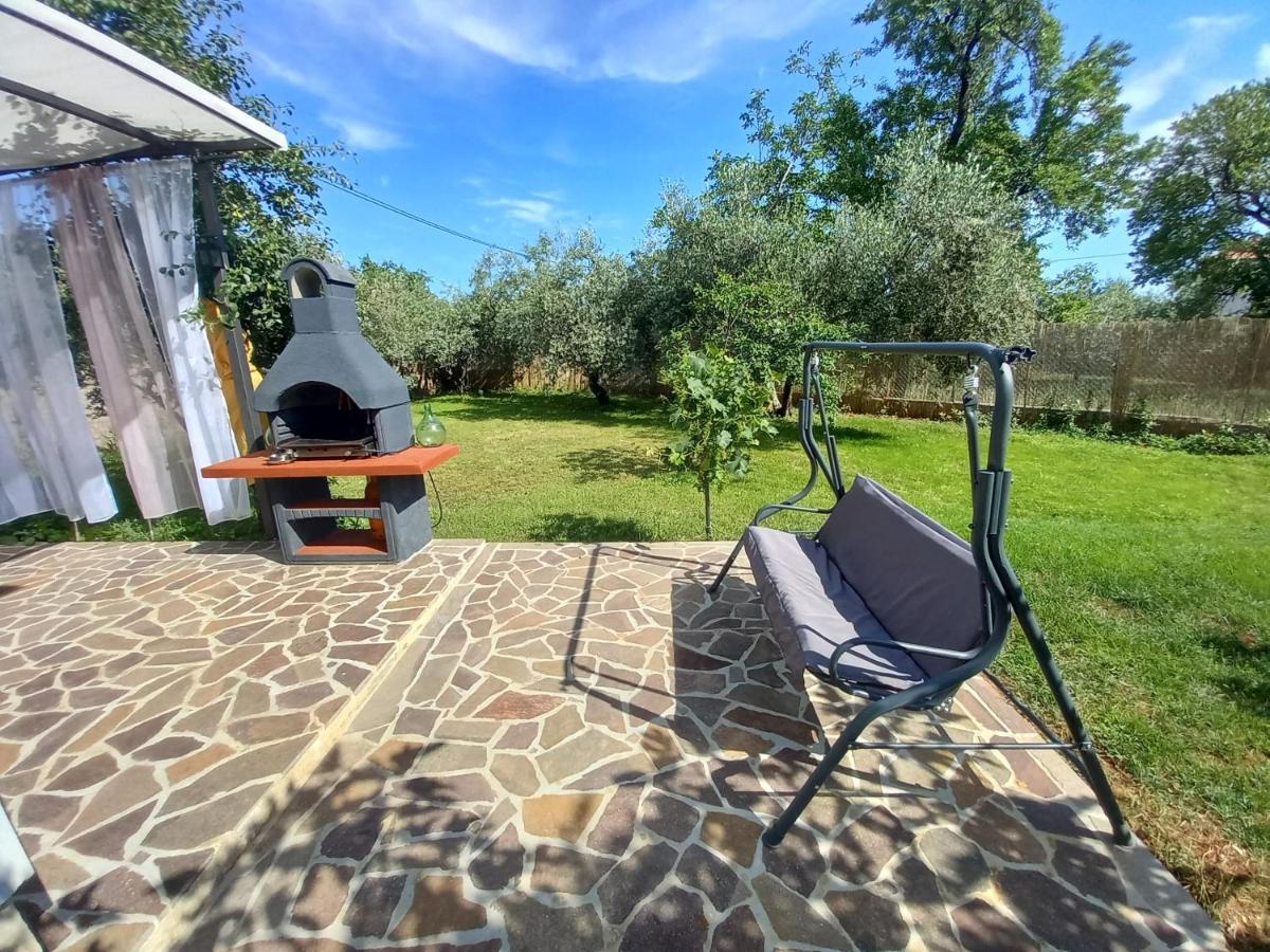Holiday House Chill Out Loborika Marčana Eksteriør bilde